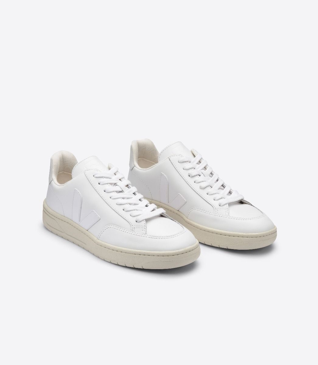 VEJA V-12 Leather in Extra White